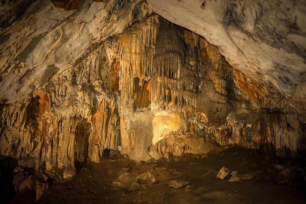 The Grabak Cave (Grapčeva špilja) | Visit Jelsa.